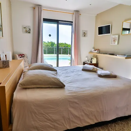 Louancelie فندق مبيت وإفطار