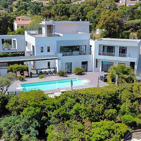 Louancelie كافالير سور مير