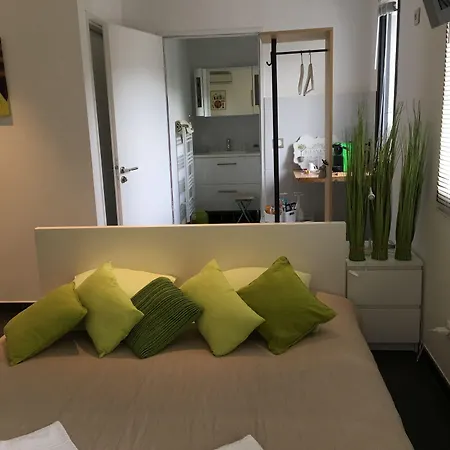 Louancelie Bed & Breakfast