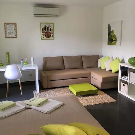 فندق مبيت وإفطار Louancelie 4*