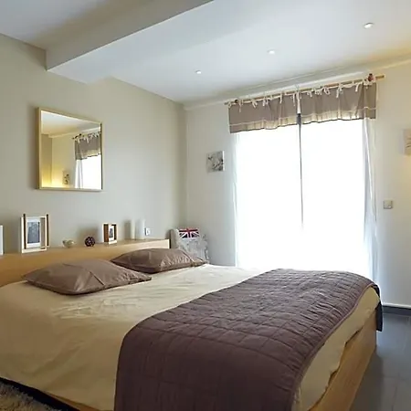 Louancelie 住宿加早餐酒店 滨海卡瓦莱尔
